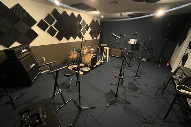 HomeFront 2.0 actual studio photograph 16
